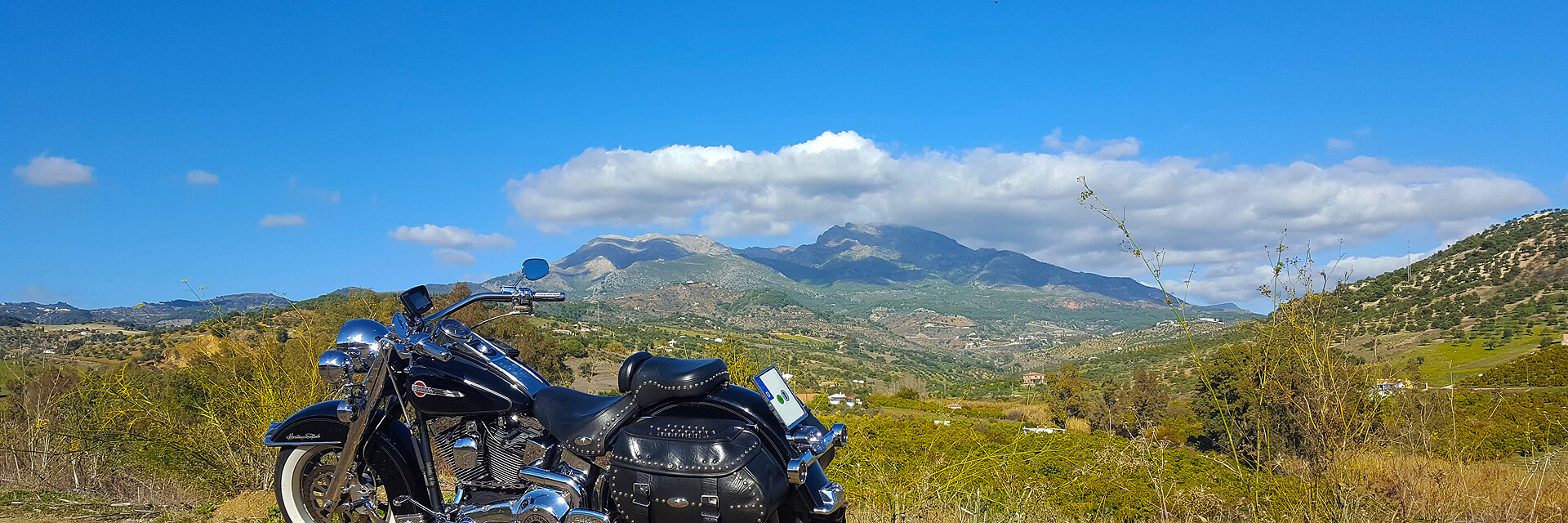 Impressionen von den Routen unserer Motorradtouren und Ausfahrten in Andalusien. Motorradreisen mit TourGuide in Spanien.